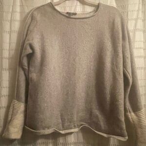 Eileen Fisher Light Gray Crew Neck Cashmere Sweater